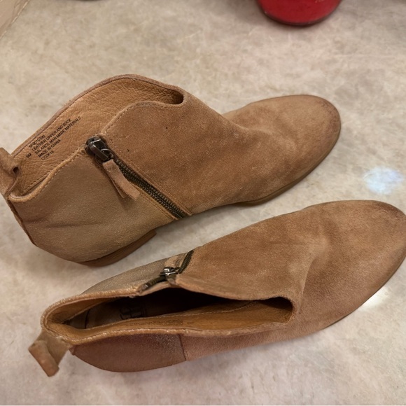 Sofft beige leather booties Sz 9 - Picture 14 of 16